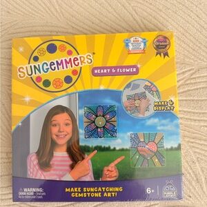 Sungemmers Heart & Flower Suncatching Kit